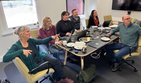 UltraCX_Demo_Squiz_DXP-1 UltraCX_Demo_Squiz_DXP-1